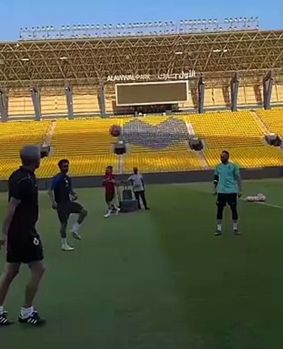 Luís Castro: Career Highlights and Achievements