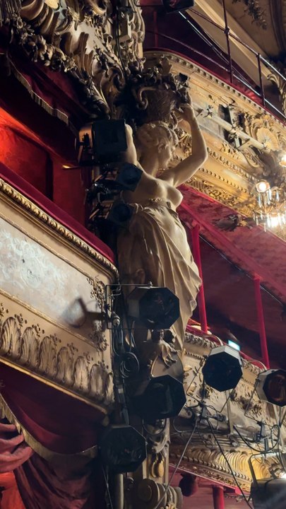 La Machine de Turing : Fondements de l'Informatique