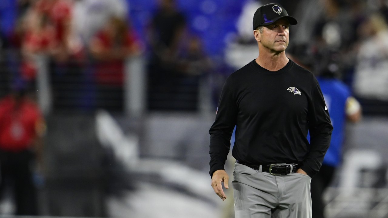Predicting NFL Coach of the Year: Mike McDaniel or John Harbaugh?