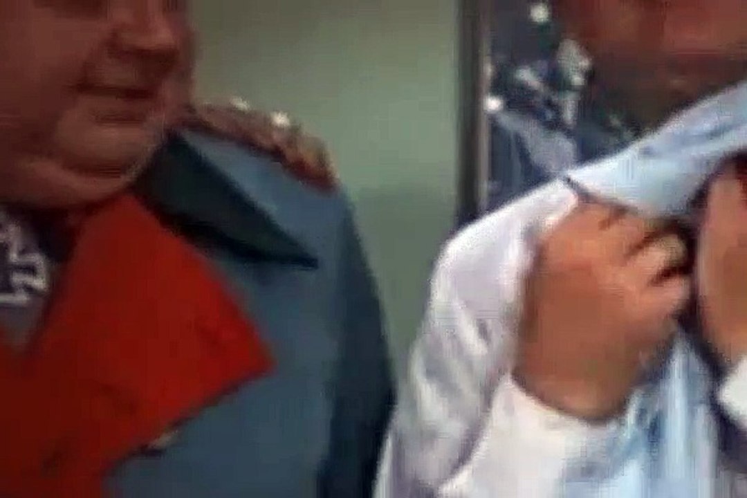 Hogan's Heroes S04E06 - Man's Best Friend Isn't Always a Dog 🐶