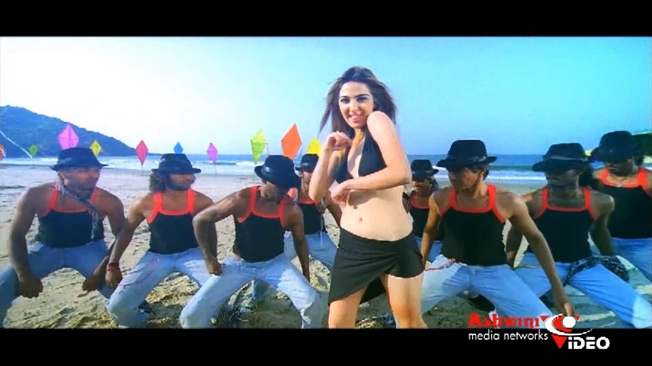 Sura Sura Sundari Full Kannada HD Video Song | Govindaiya Namaha Movie | Komal Kumar, Parul Yadav