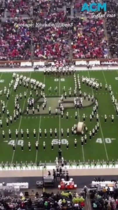 US marching band surprises crowd with Bluey theme song