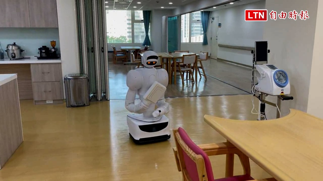 高雄榮總住宿長照機構啟用 陳其邁讚：長照與醫學中心一站式服務