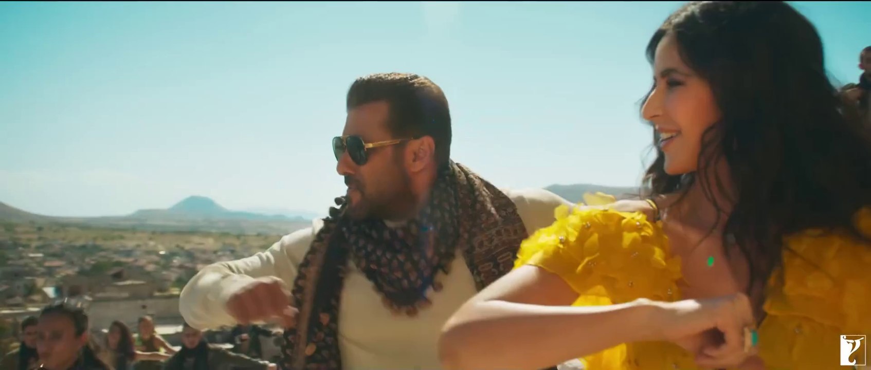 Leke Prabhu Ka Naam Song  Tiger 3 Salman Khan Katrina Kaif Pritam Arijit Singh NikhitaAmitabh