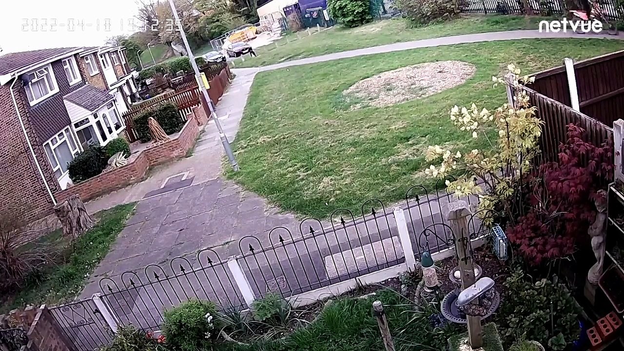 'Dangerous' bikers caught on CCTV