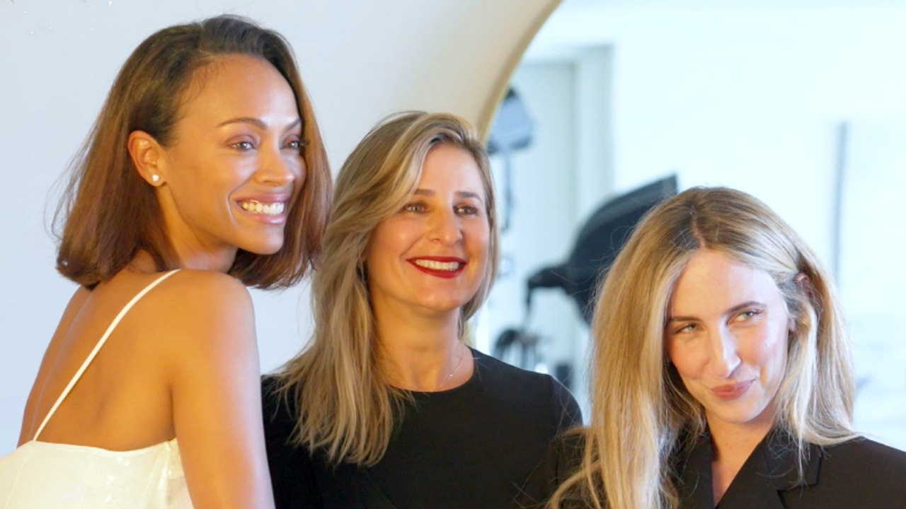 Zoe Saldaña's Glam Team Reveal Favorite Looks They've Created for the 'Avatar 2' Star | THR Video