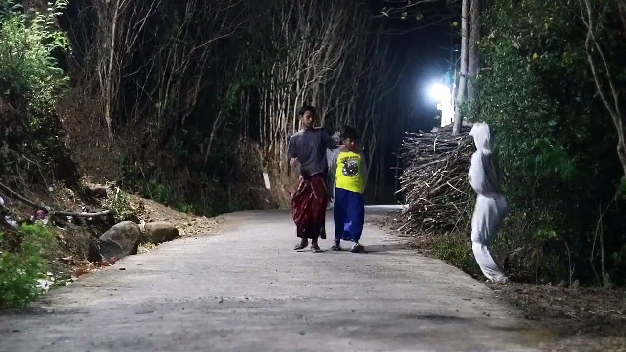 Kompilasi Prank Pocong Terbaik Terlucu Terkocak bikin ngakak