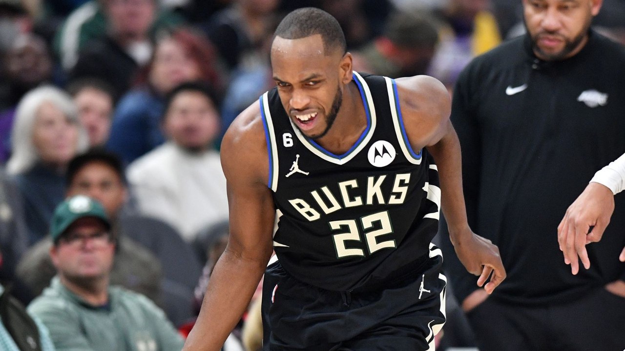Bucks Edge Sixers in One-Point Thriller; Stellar Debut for Dame