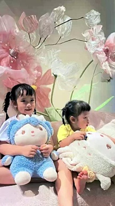 Kids' Comedy Carnival #shorts ⭐️ Linh Nhi Friends #kidsvideo