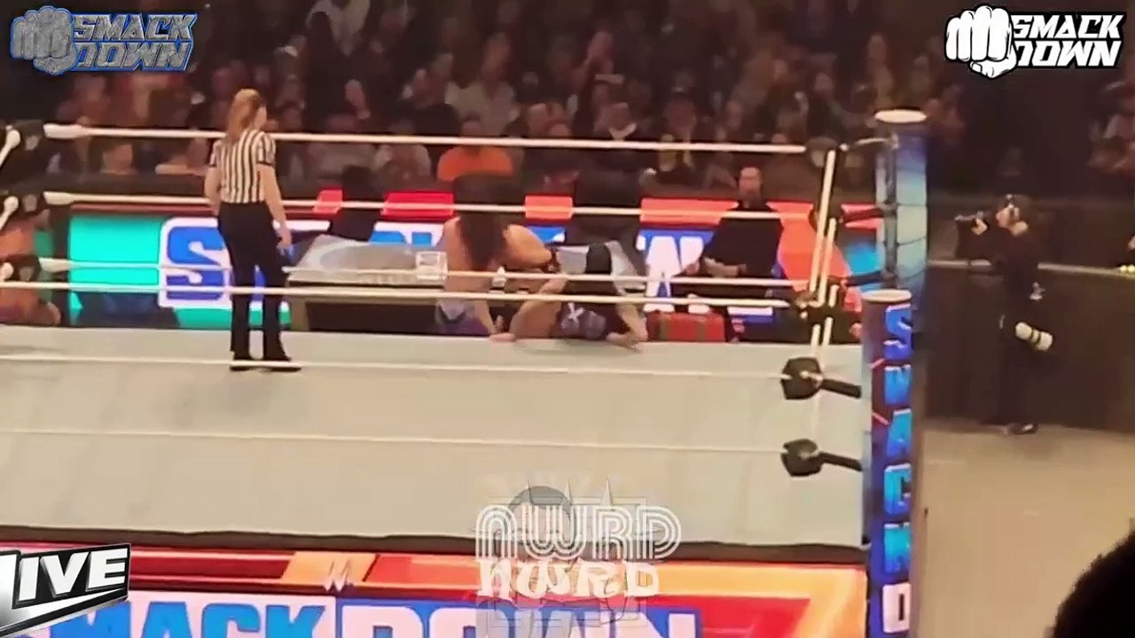 Rhea Ripley vs Raquel Rodriguez (Full Dark Match) - WWE Smackdown 11/24/2023 (Live)