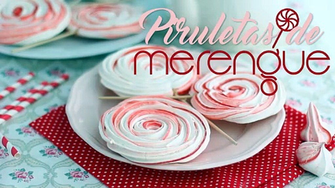 Piruletas de merengue coloridas