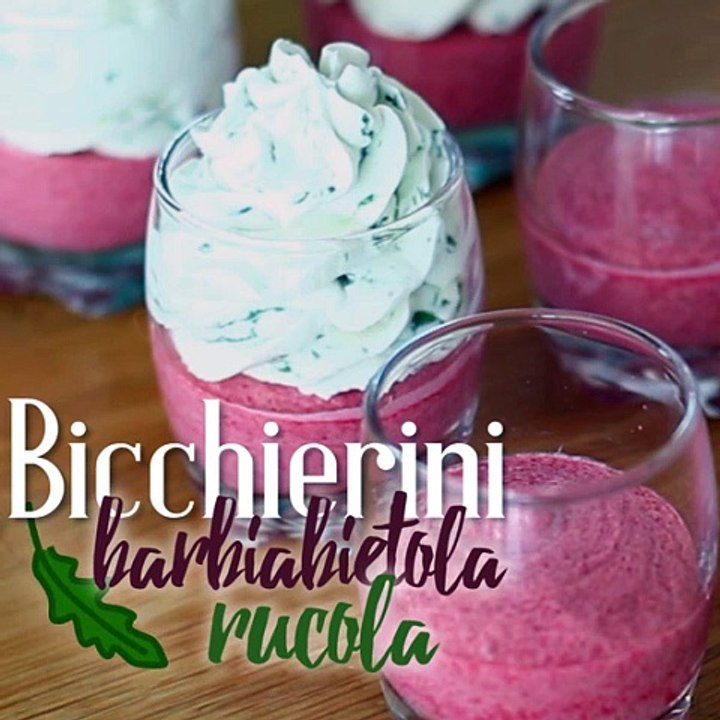 Bicchierini di barbabietola e mousse di rucola