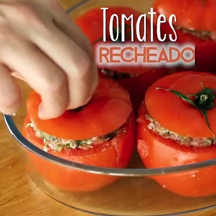 Tomate recheado (fácil e prático)