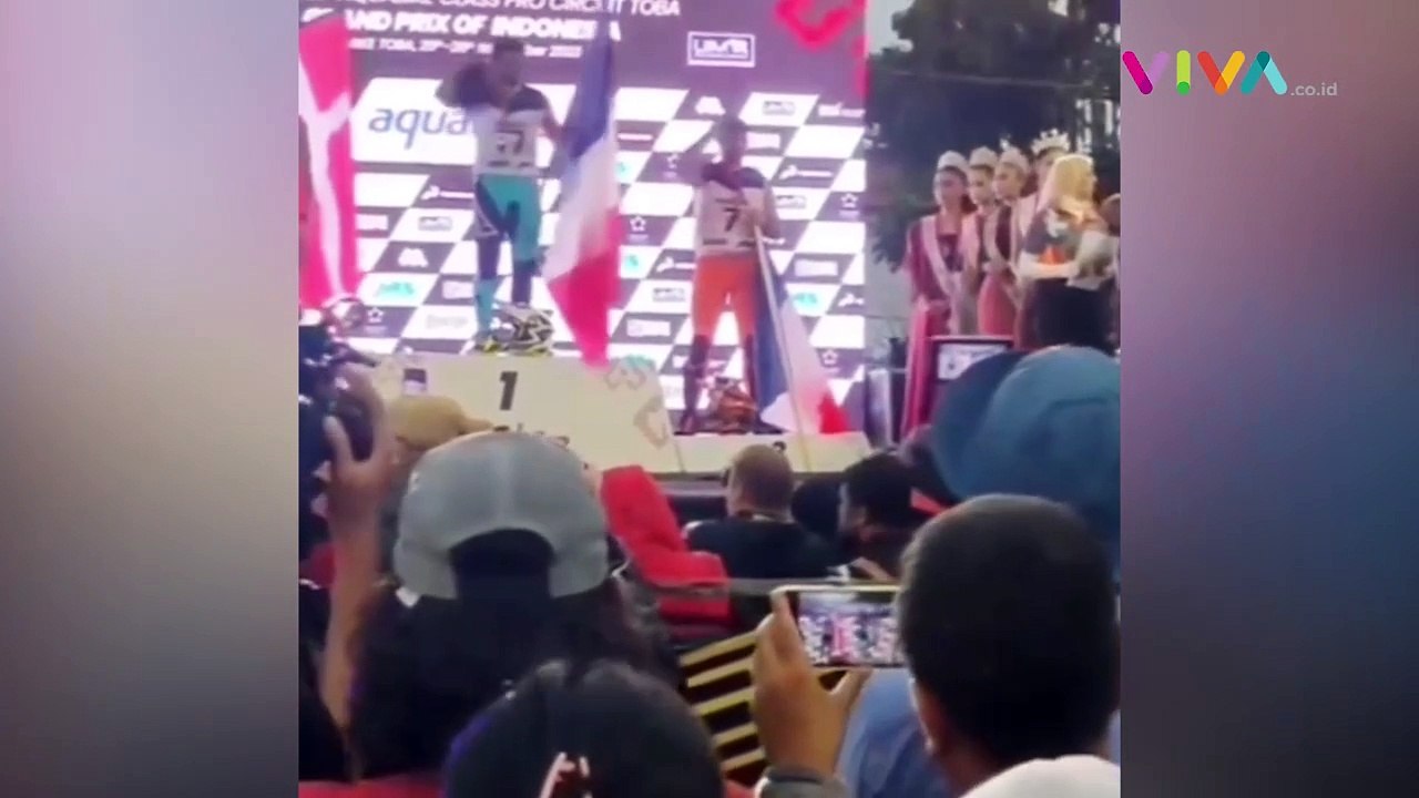 Penonton Indonesia Ganti Lirik Lagu Kebangsaan Prancis