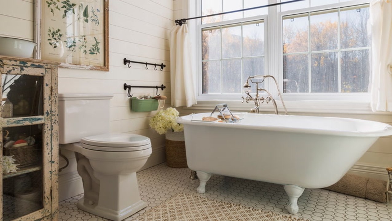 How Often To Clean Bathroom Surfaces, According To Experts