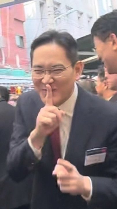 이재용 "사장님, 어묵국물 좀"…부산 먹방 '쉿' 사진 뒷얘기 [영상]