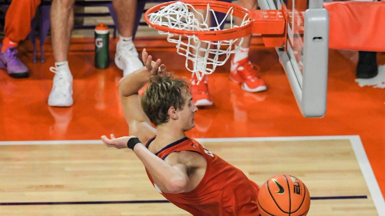 Clemson Tigers: Undefeated with Close Win - ACC Contenders?