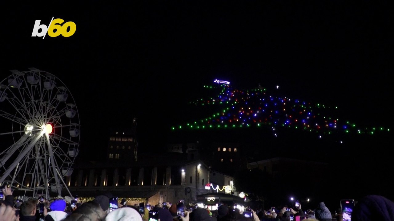 Italian Town Transforms Mountain Slope to Giant Christmas Tree