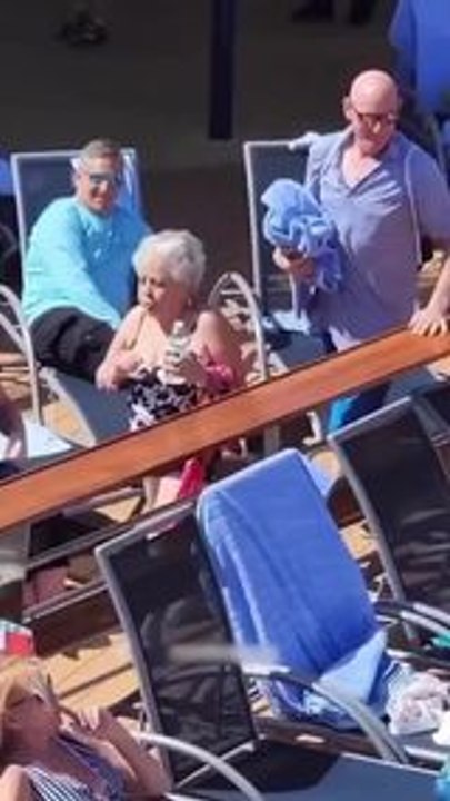 Dieu merci, c'est vendredi !  @seizetheyay