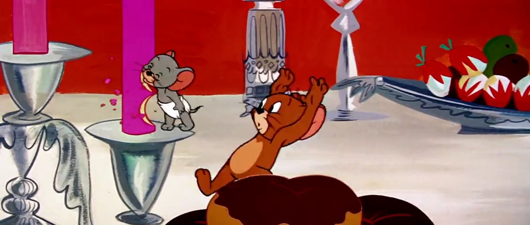 Tom & Jerry (1940) - S1950E61 - Feedin' The Kiddie (480p x264 AAC)