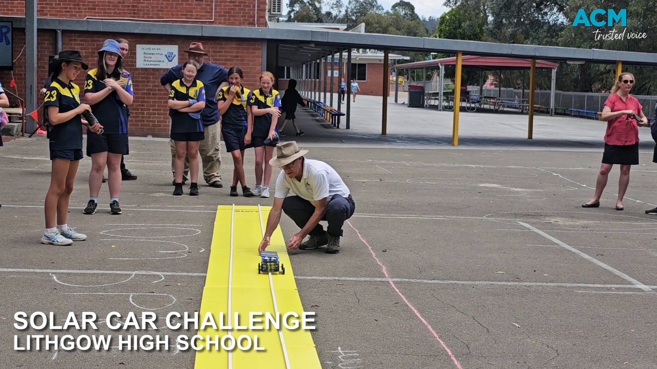 Solar cars race at Lithgow