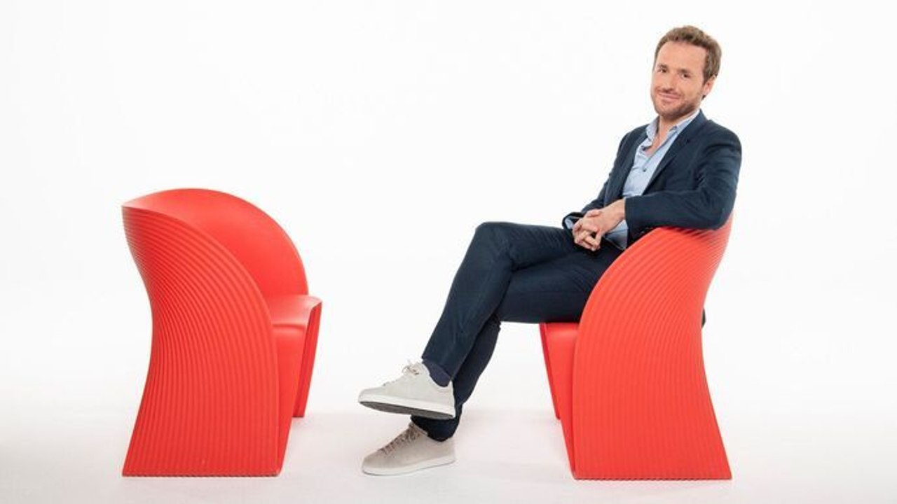 Complément d'enquête - Bordeaux, champagne : quand les escrocs s'attaquent à nos bouteilles !