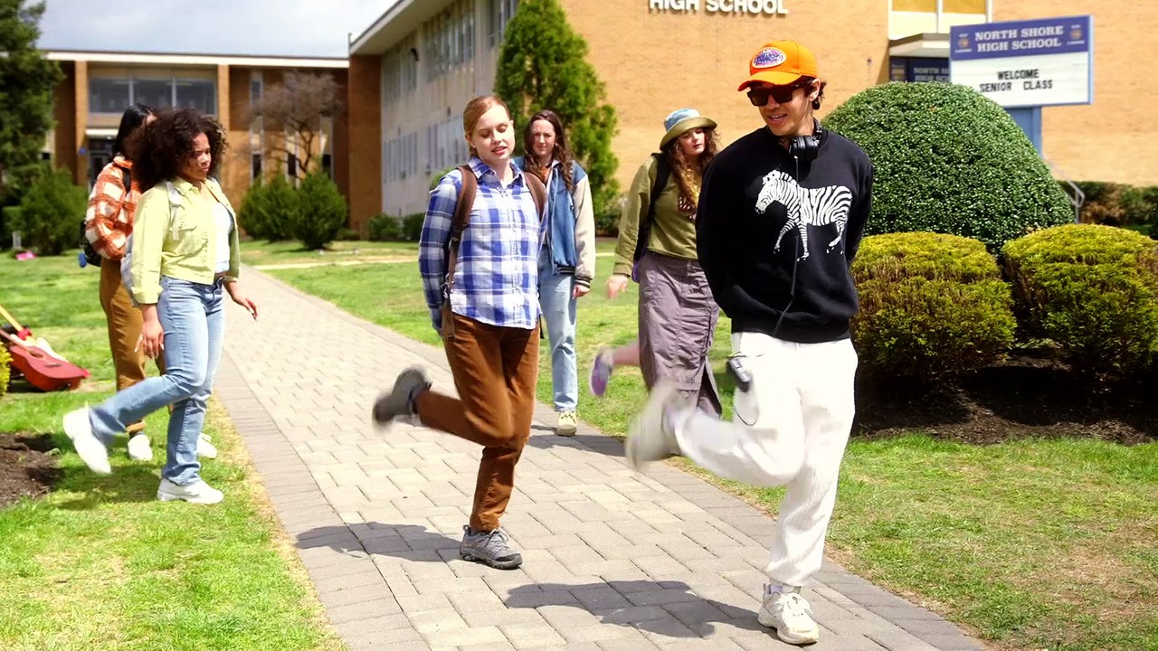 Mean Girls - Featurette "Kyle Hanagami" (Deutsche UT) HD