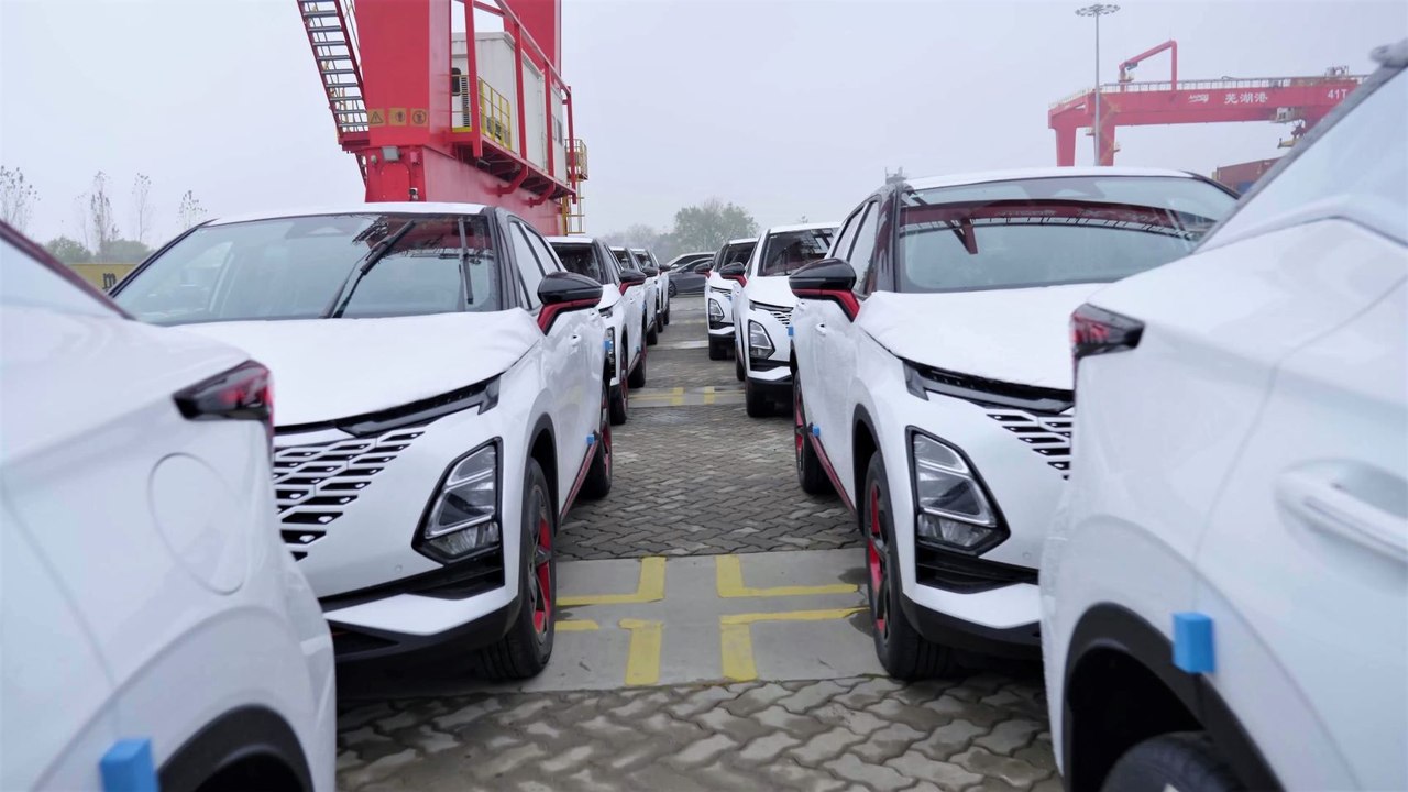 Chery envía el primer barco rumbo a España
