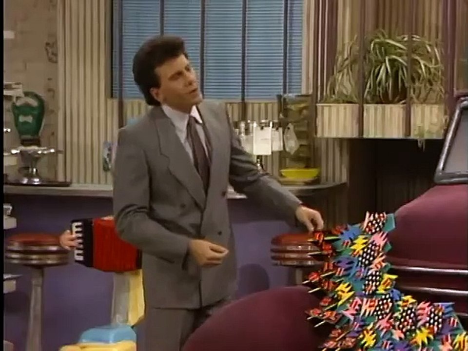 My Two Dads - S01E07 - Once a Son - Mad About Paul Reiser