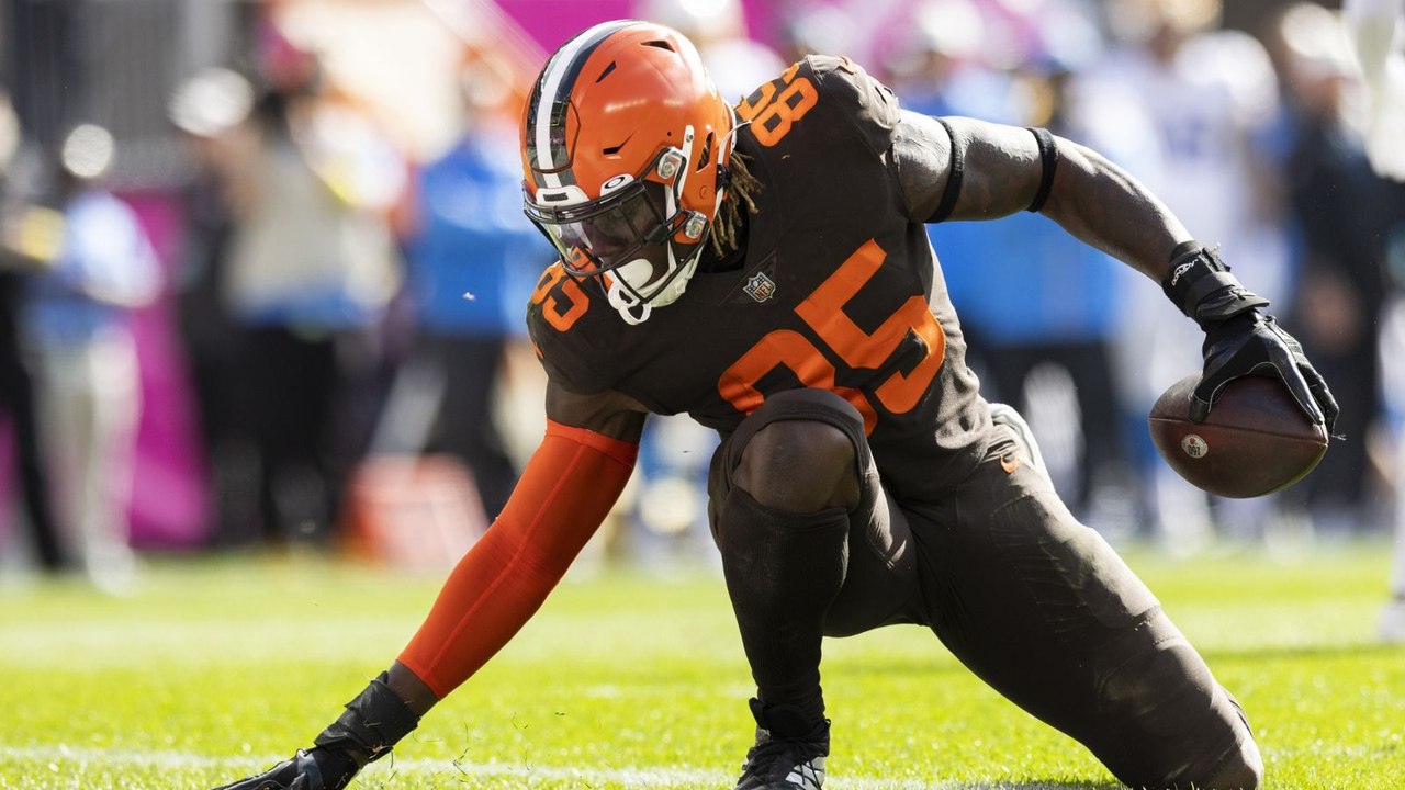 Browns' Defense Key in Low-Scoring Match; Texans Injury News