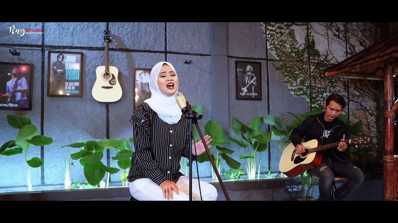 Tiwi Utiw  - Mawar Putih (Cover)