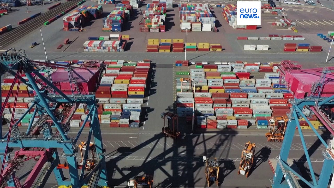 Хуситы "закрыли" судоходство в Красном море