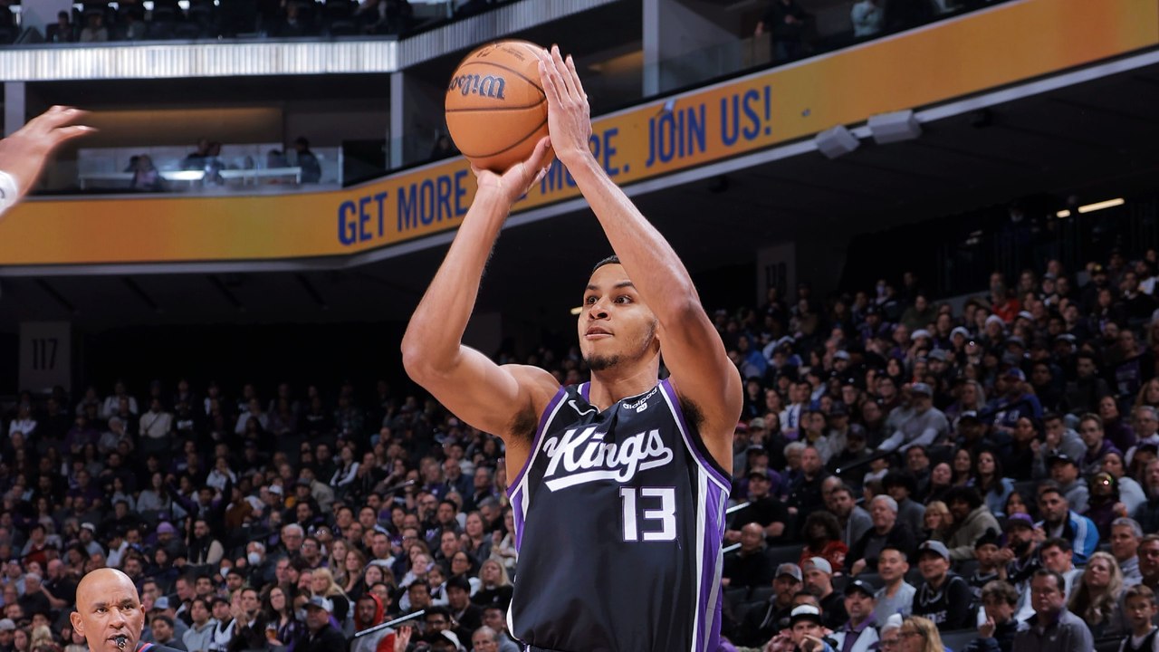 Top 10 3-pointers of the 2023 calendar year