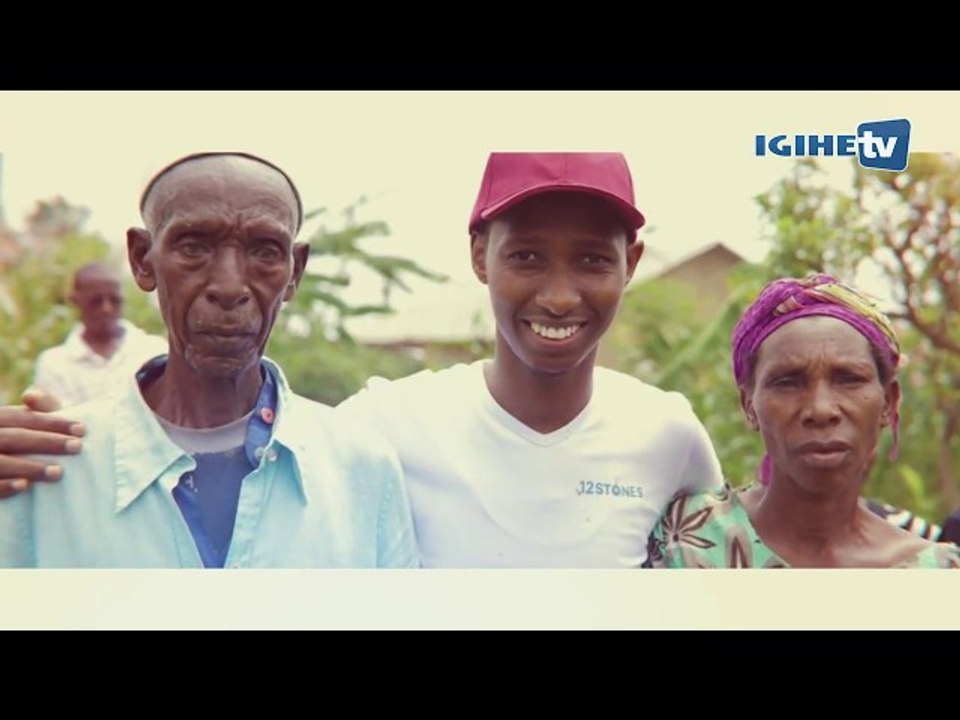 Israel Mbonyi yasohoje umugambi wo kubakira umuturage utishoboye