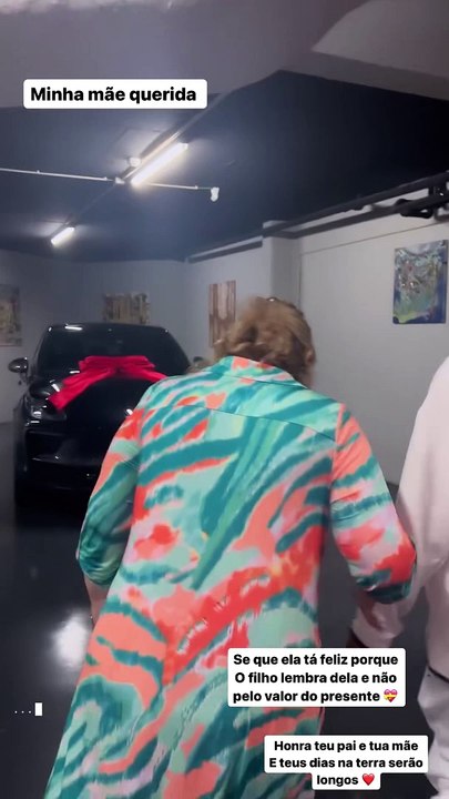 Dolores Aveiro recebe carrão