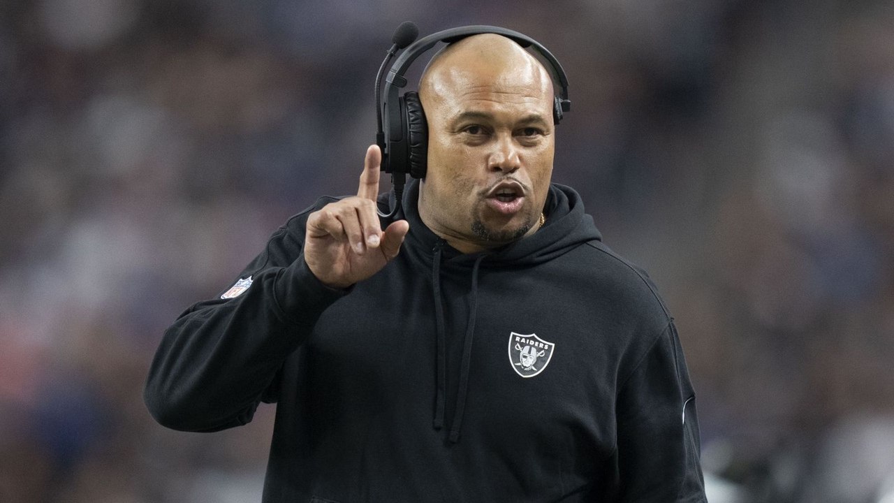 Broncos vs. Raiders: Antonio Pierce's Last Try as LV Coach