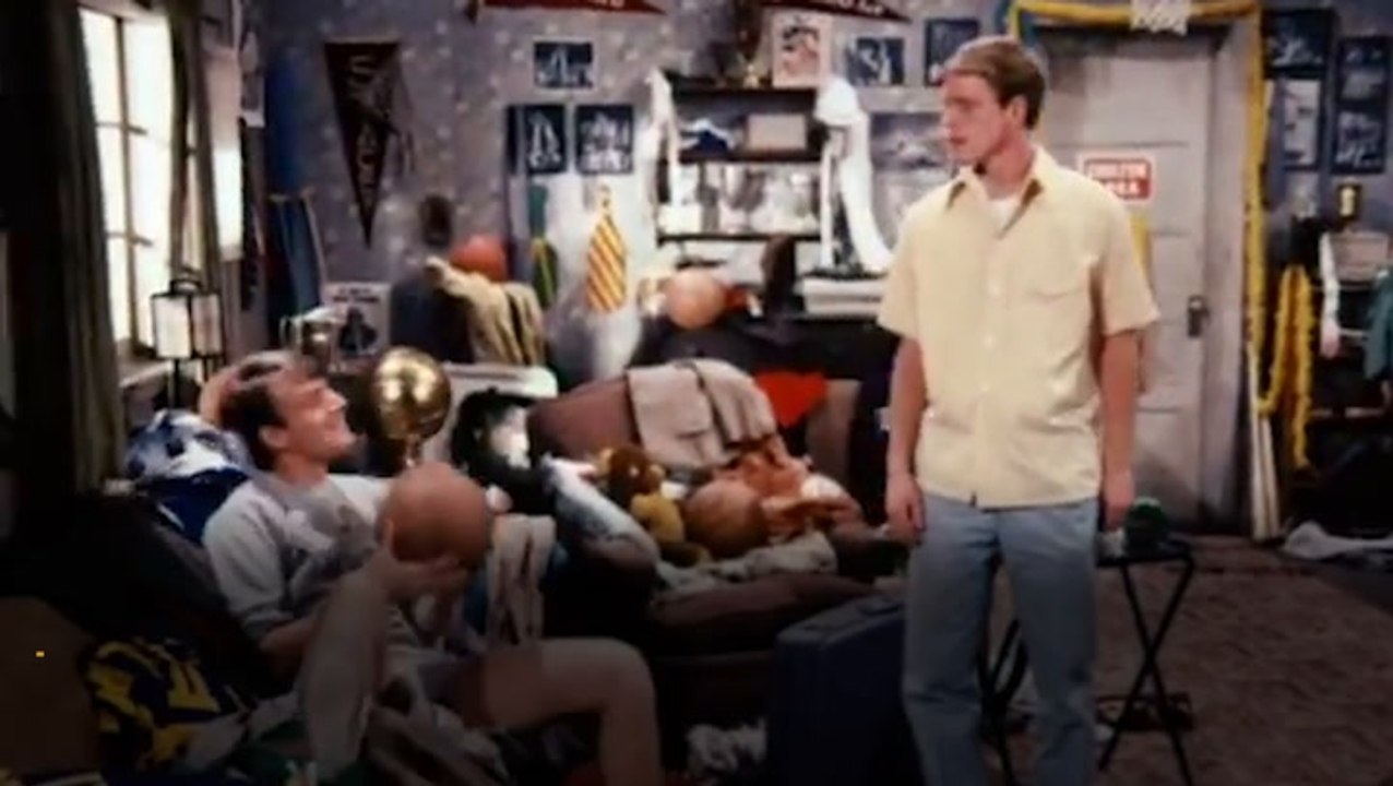 What Is The Chuck Cunningham Syndrome? And Other Big TV Character Examples