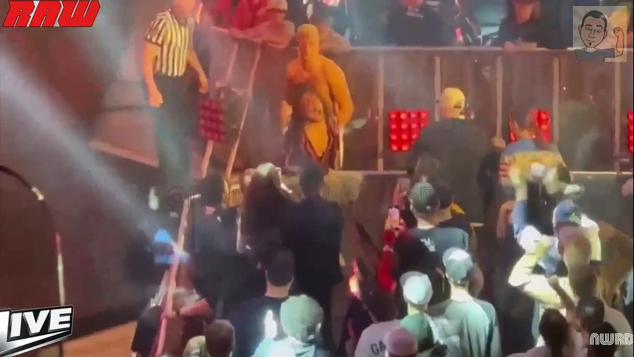 Cody Rhodes vs Shinsuke Nakamura - Street Fight  (Full Match) -  WWE Monday Night Raw  (January 8 2024) Live