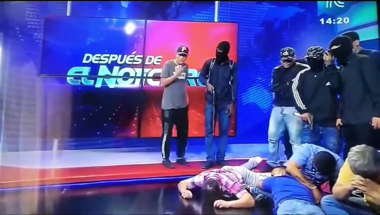 Un canal de televisión fue tomado en vivo por hombres armados en Ecuador