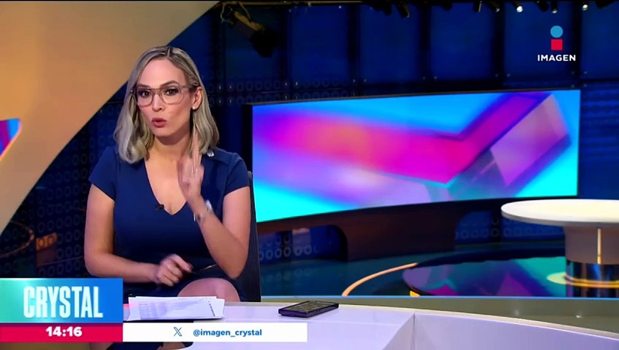 Ulises Lara obtiene cédula exprés de licenciatura en Derecho