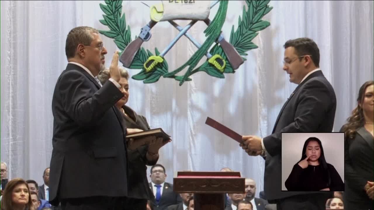 Arévalo asume como presidente de Guatemala