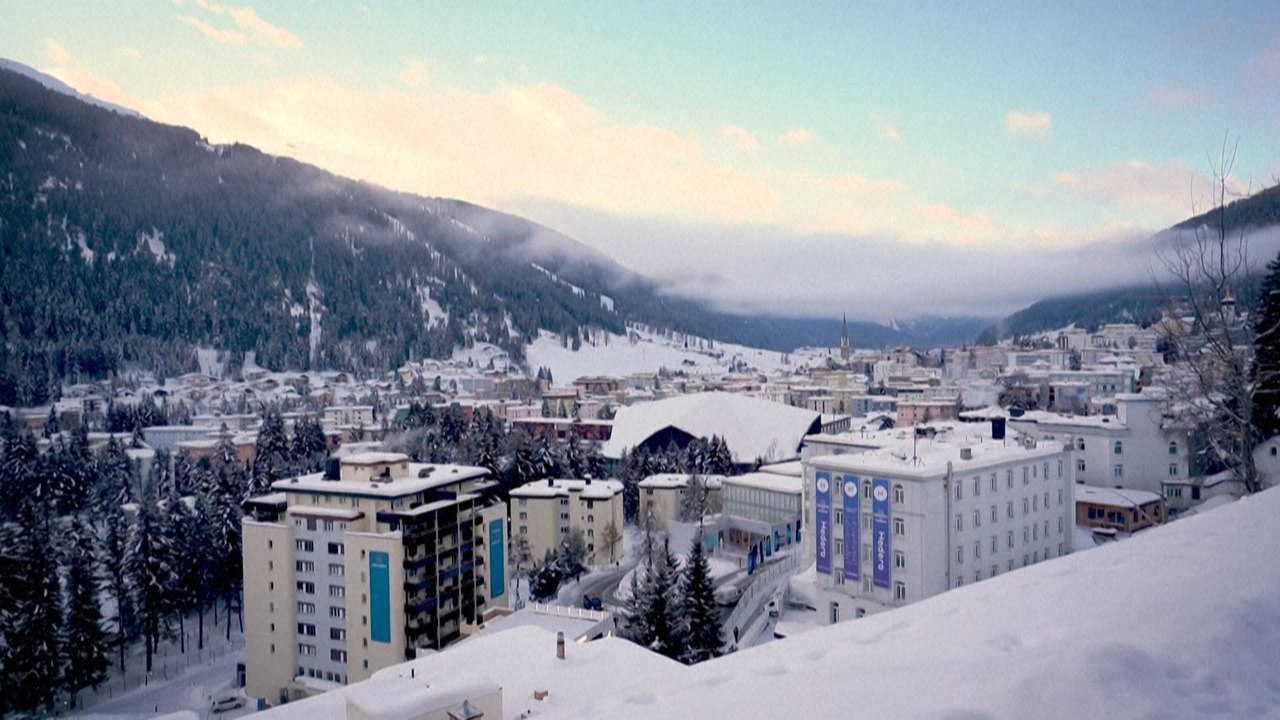 À Davos, Oxfam dénonce l'enrichissement des milliardaires