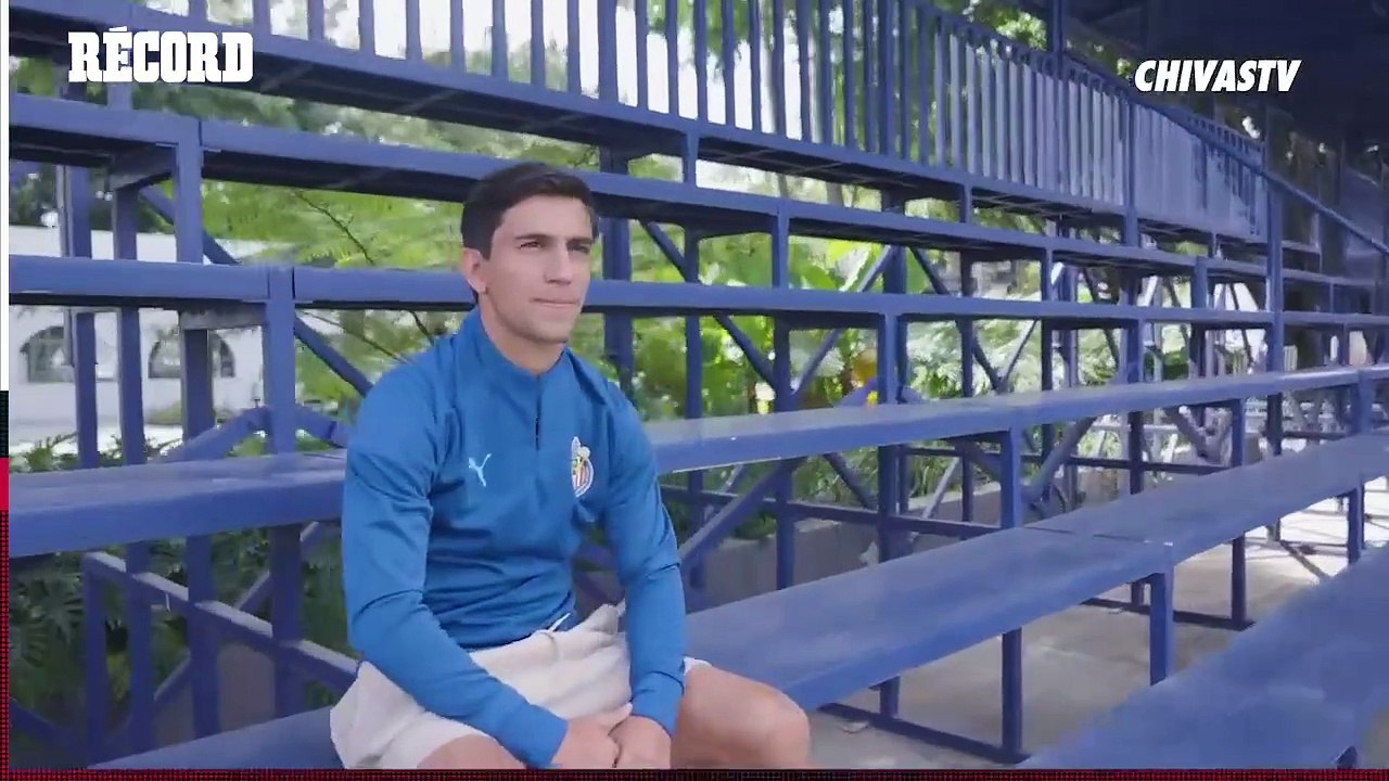 Así hizo Chivas oficial la llegada de Cade Cowell como refuerzo