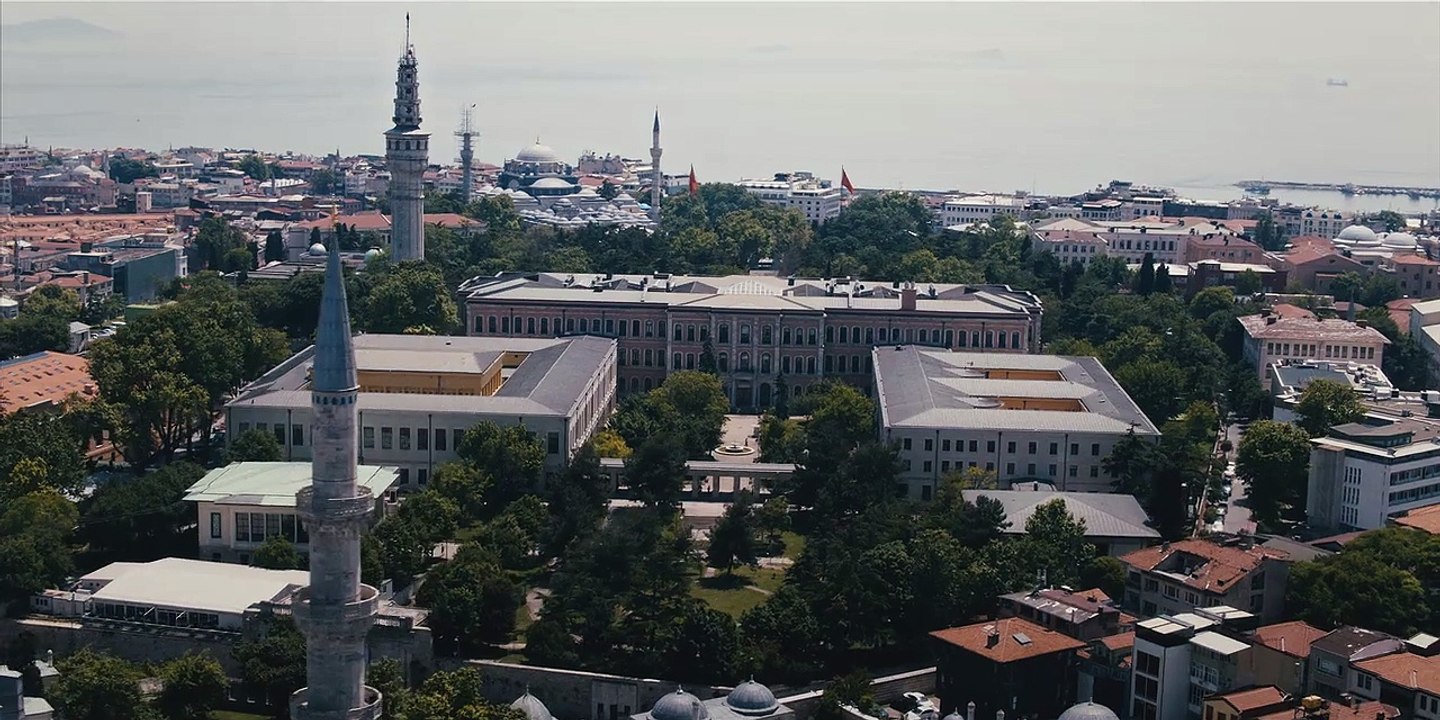 Atiye - The Gift S01 E02 WebRip Dual Audio [Hindi 5.1 + English 5.1] 720p x264 AAC ESub