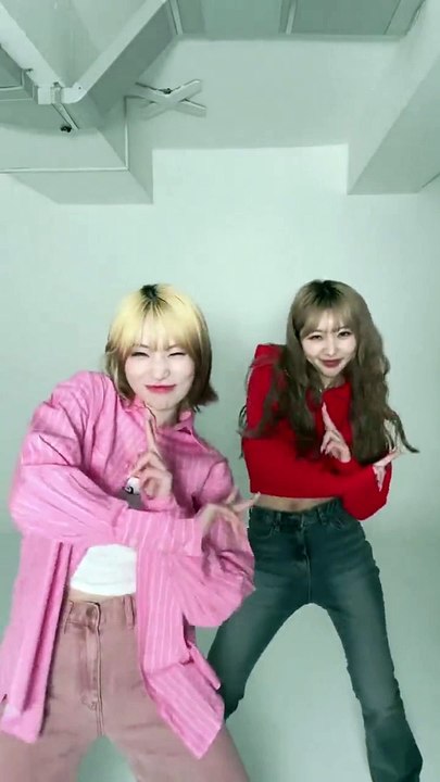 Jinny Minji - Wiggle Wiggle - WopChallenge