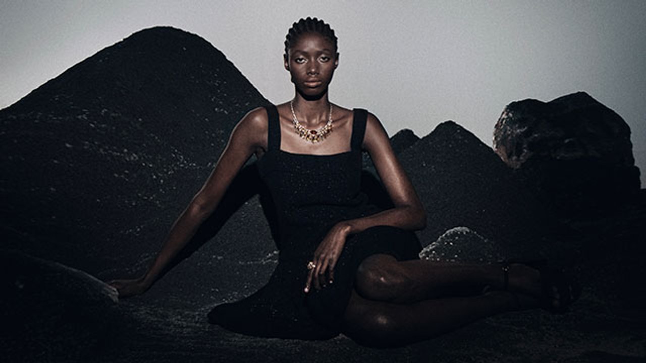 فيديوشوت: الغموض والإبهار في مجوهرات Tweed de Chanel