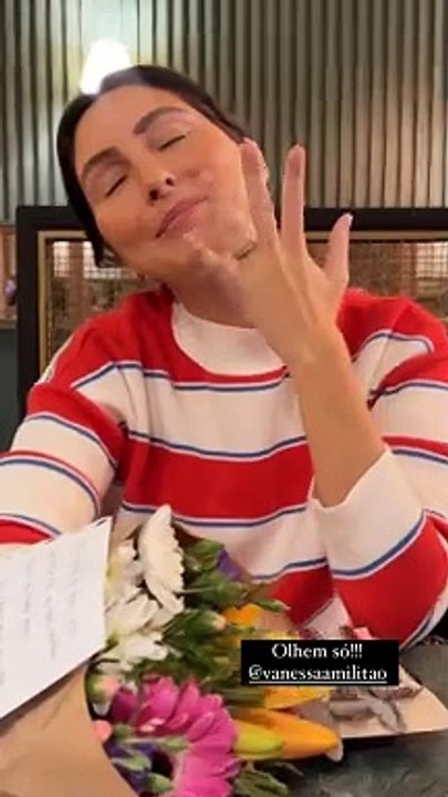 Vanessa Martins convidada para ser madrinha de casamento