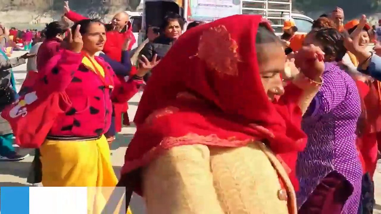 Women open bath  | open bath in ganga temple | ganga open bath 