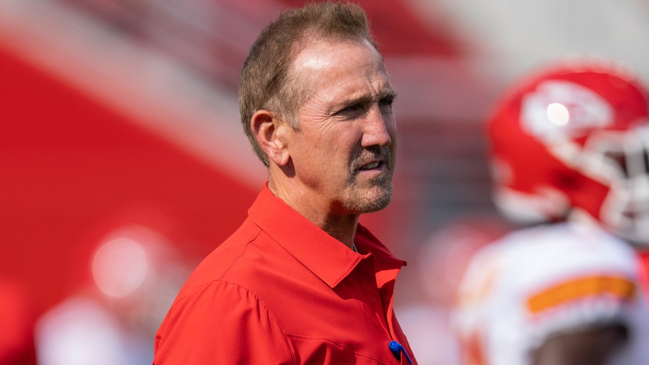 Predictions for Super Bowl: 49ers' Defense vs. Chiefs' Offense