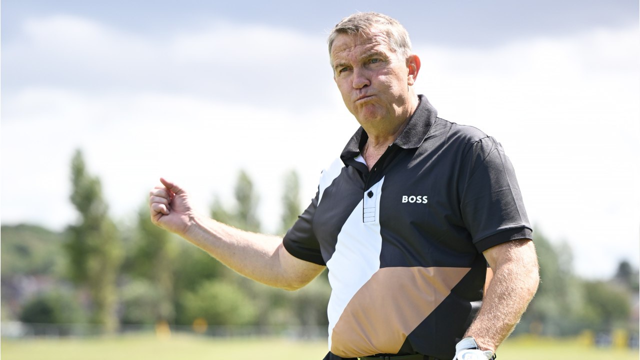 Bradley Walsh declared dead: Fake news about UK’s richest presenter spreads